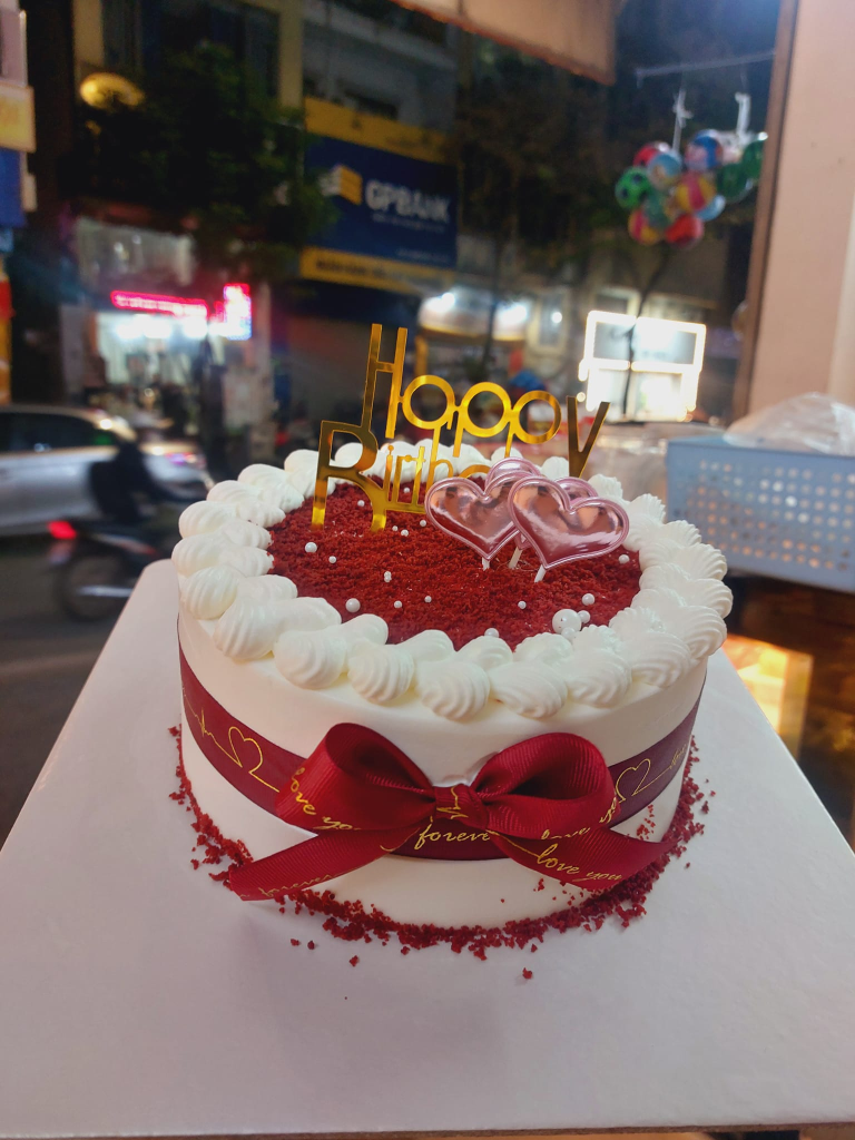 Tiệm Bánh Dâu Tây – CashPlus