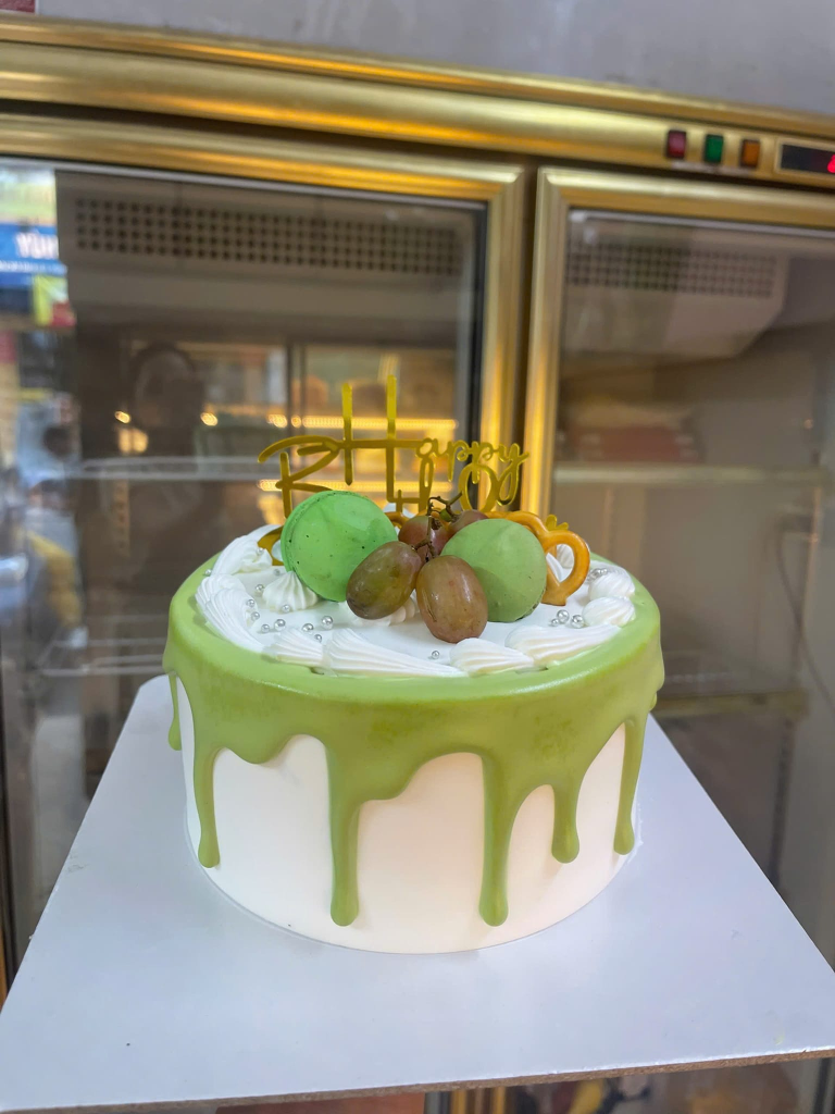 Tiệm Bánh Dâu Tây – CashPlus