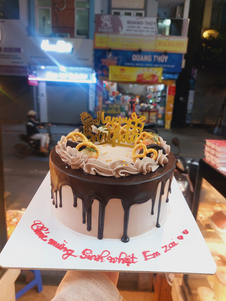 Tiệm Bánh Dâu Tây – CashPlus