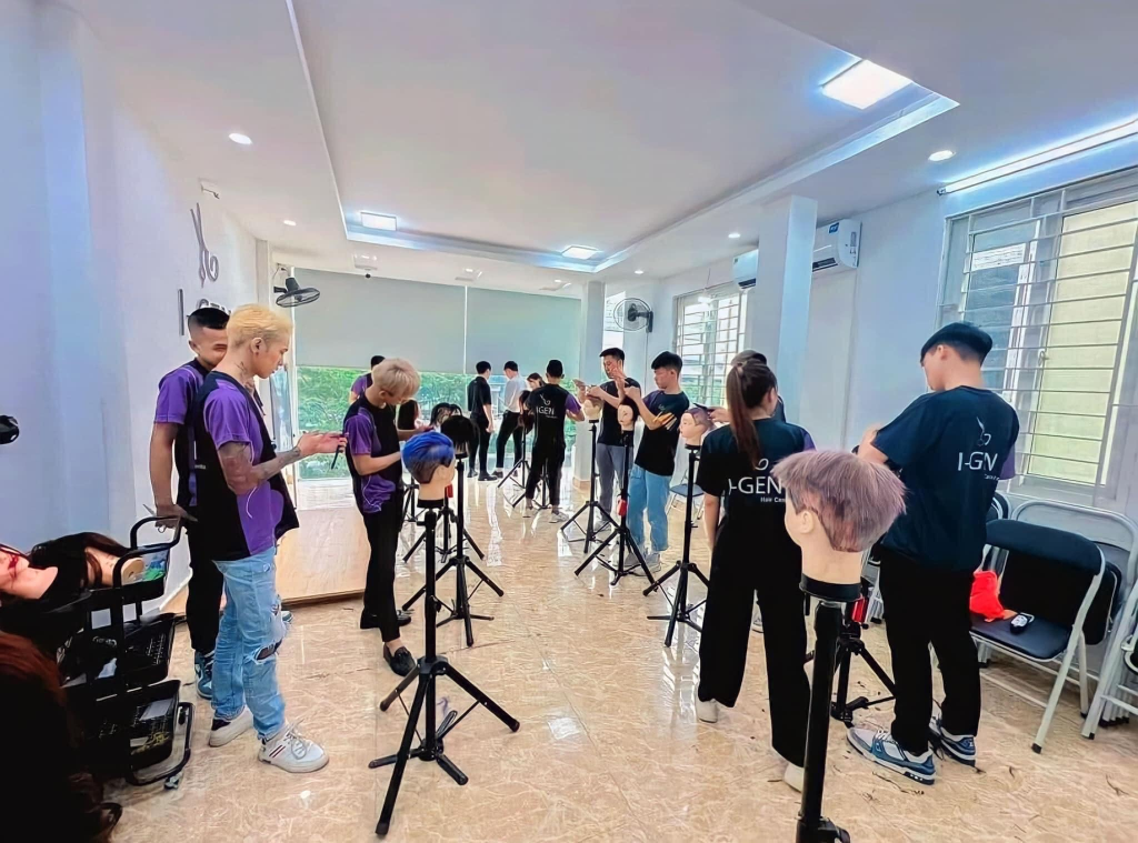 I-Gen Hair Salon - CashPlus