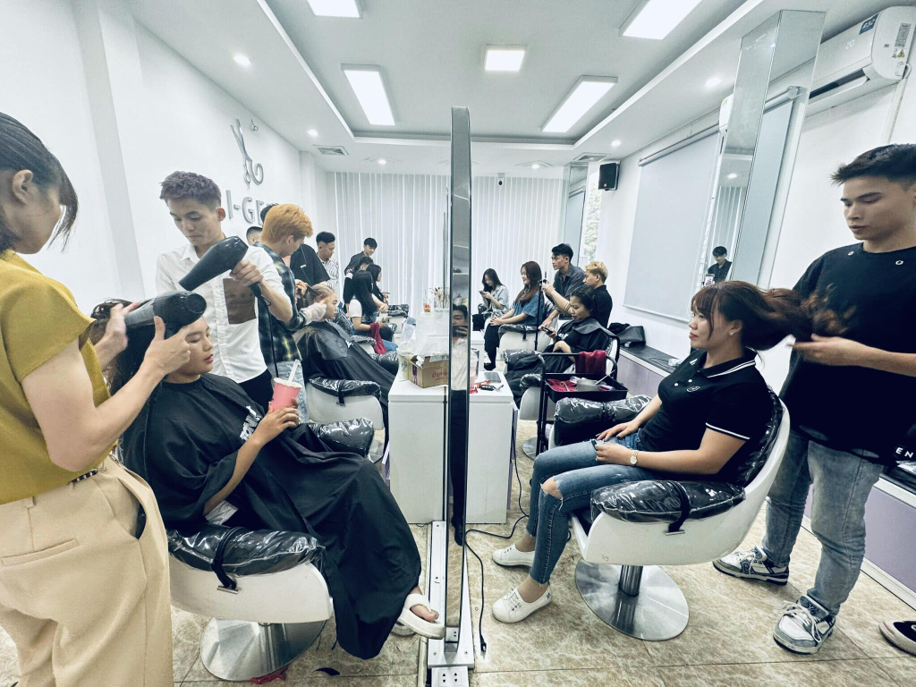 I-Gen Hair Salon - CashPlus
