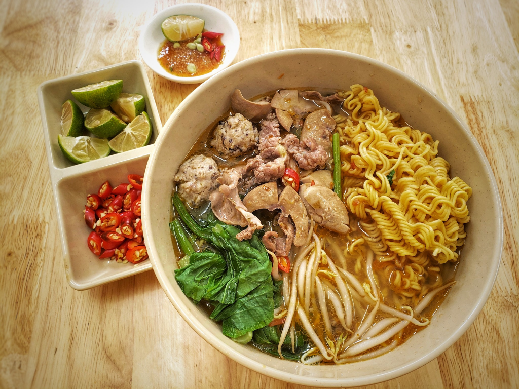 Mỳ chua cay 2 anh em - CashPlus